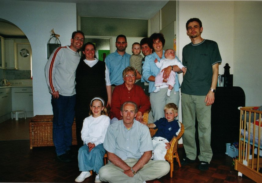 2001 06 10 fam foto 1